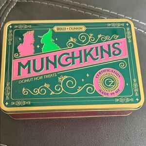 Munchkins Donut Hole Treats Tin